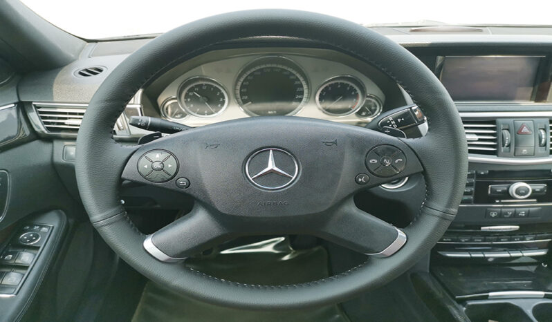 Mercedes E300 Avantgarde full
