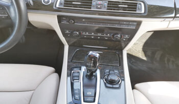 BMW 750Li V8 full