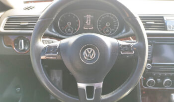 Volkswagen Passat V5 2.5L full