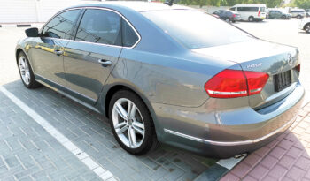 Volkswagen Passat V5 2.5L full