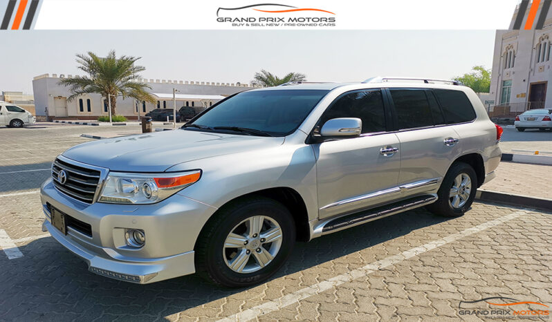 This Is Toyota Land Cruiser GXR V8 2014 Model GCC SPECS