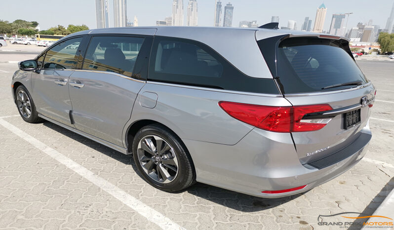 Honda Odyssey TOURING V6 3.5L 8 Seater full