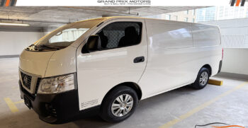 This Is Nissan Urvan NV350 3 Seater Manual 2021 Model GCC Specs