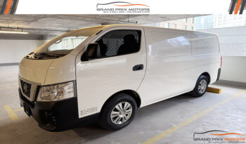 This Is Nissan Urvan NV350 3 Seater Manual 2021 Model GCC Specs
