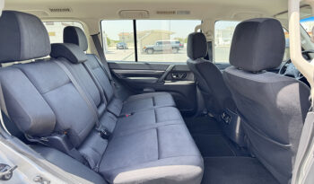 Mitsubishi Pajero V6 3.0 GLS 7 Seater full