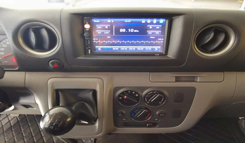 Nissan Urvan NV350 3 Seater Manual full