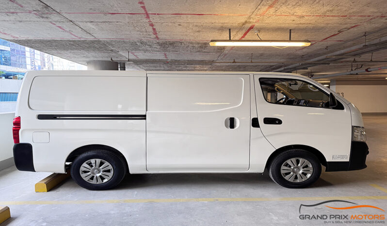 Nissan Urvan NV350 3 Seater Manual full