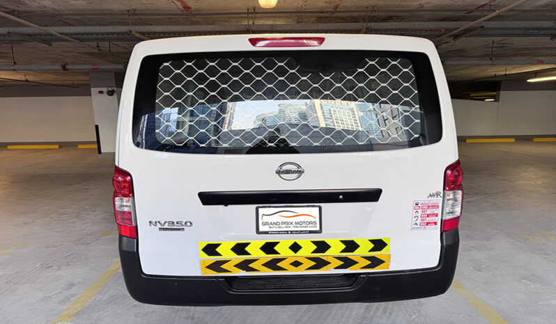 Nissan Urvan NV350 3 Seater Manual full
