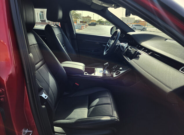 Range Rover Evoque SE P200 R-Dynamic full