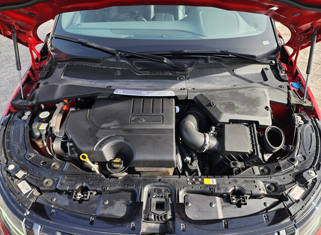 Range Rover Evoque SE P200 R-Dynamic full