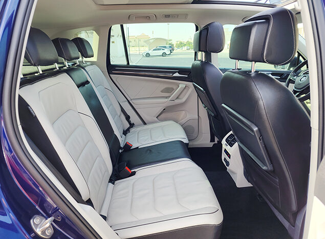 Volkswagen Tiguan 4Motion 2.0 Sport full