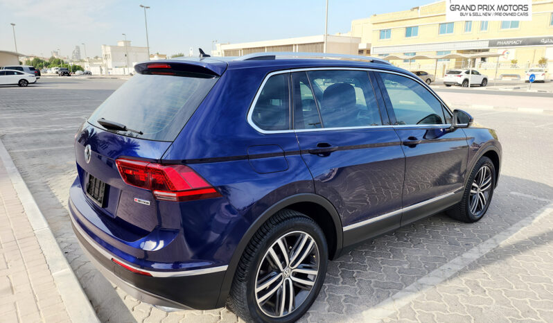 Volkswagen Tiguan 4Motion 2.0 Sport full