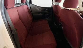 Nissan Navara SE 4×4 2.5 Double Cabin Automatic full