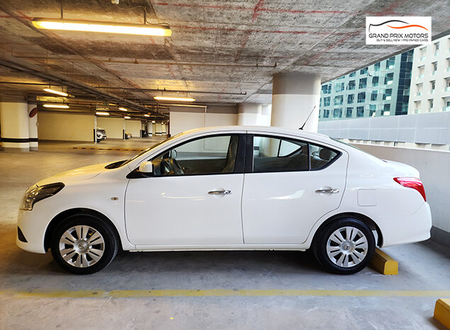 Nissan Sunny V4 1.5 full