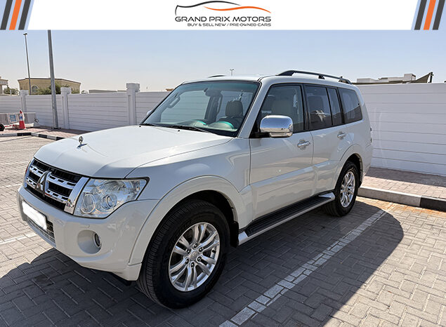 This Is Mitsubishi Pajero GLS V6 3.8 Full Options 7 Seater 2014 Model