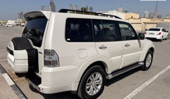 Mitsubishi Pajero GLS V6 3.8 7 Seater full