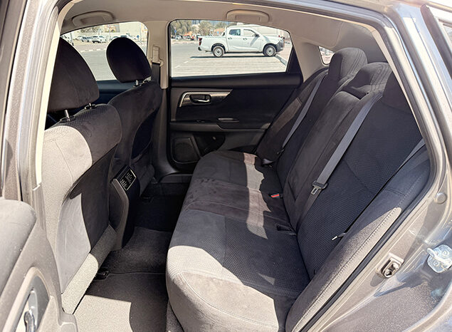 Nissan Altima 2.5 SV full