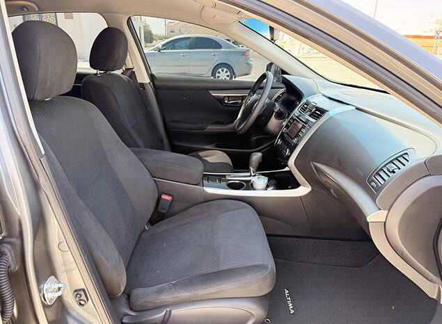 Nissan Altima 2.5 SV full