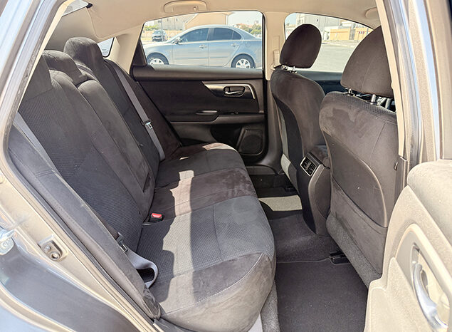 Nissan Altima 2.5 SV full