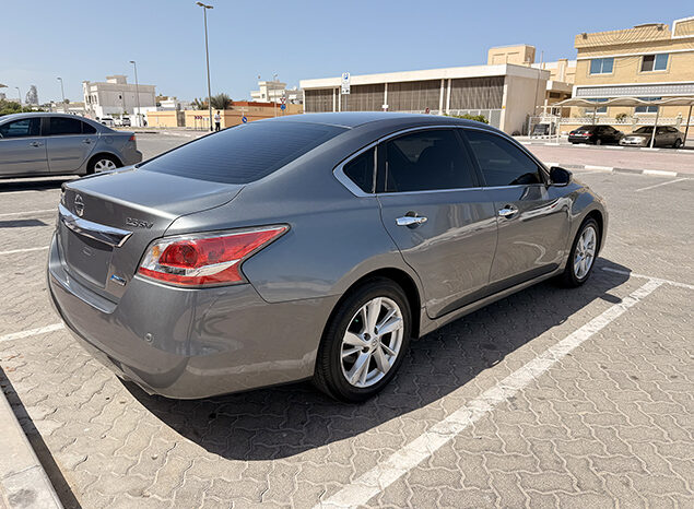 Nissan Altima 2.5 SV full