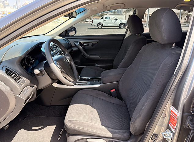 Nissan Altima 2.5 SV full