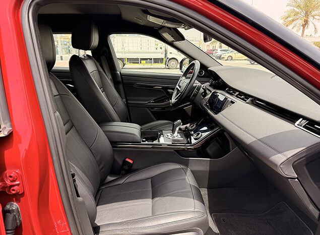 Range Rover Evoque SE P200 R-Dynamic full