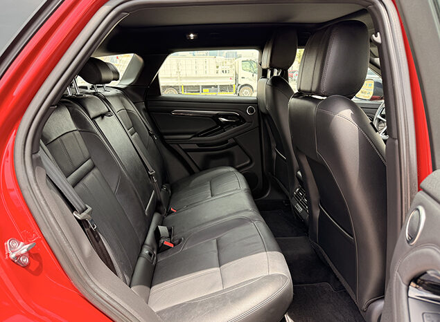 Range Rover Evoque SE P200 R-Dynamic full