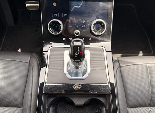 Range Rover Evoque SE P200 R-Dynamic full