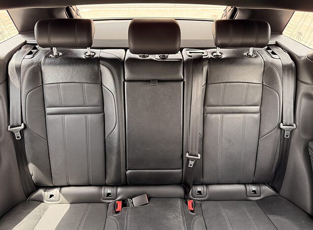 Range Rover Evoque SE P200 R-Dynamic full