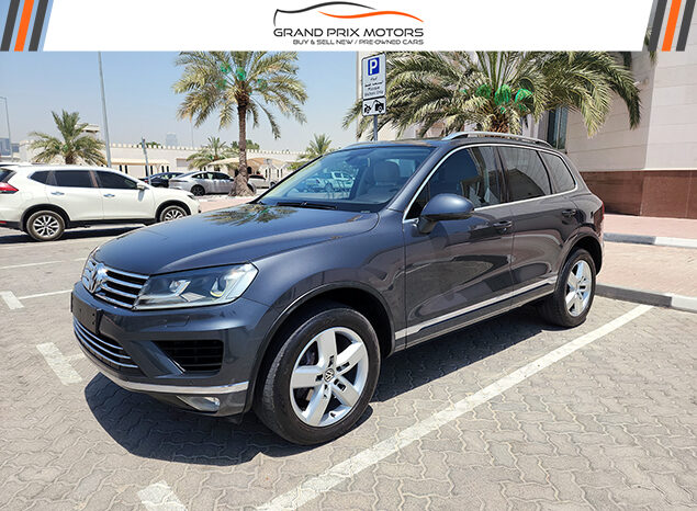 This Is Volkswagen Touareg SEL V6 3.6 BLUEMOTION (FACELIFT) 2015 GCC Specs With Partial Service History In Perfect Condition