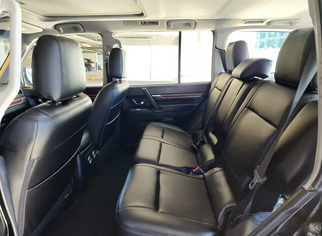 Mitsubishi Pajero GLS V6 3.5 full
