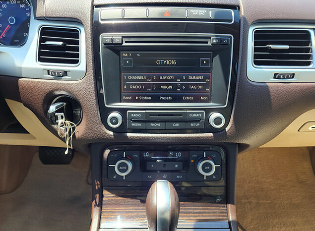 Volkswagen Touareg SEL V6 3.6 BLUEMOTION (FACELIFT) full