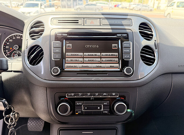 Volkswagen Tiguan SEL 2.0 TSI 4Motion full