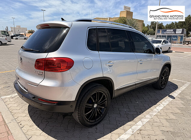 Volkswagen Tiguan SEL 2.0 TSI 4Motion full