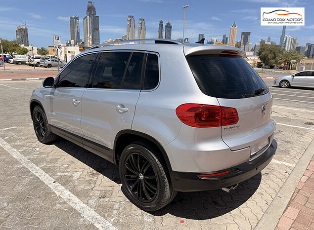 Volkswagen Tiguan SEL 2.0 TSI 4Motion full
