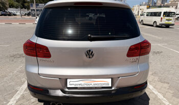 Volkswagen Tiguan SEL 2.0 TSI 4Motion full