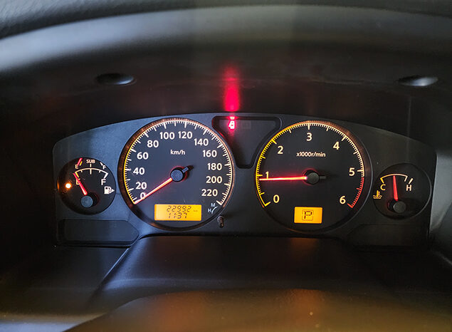Nissan Patrol Safari V6 4.8 AUTOMATIC full