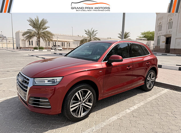 This Is Audi Q5 45 TFSI quattro S line 2.0L Turbocharged 4-cylinder engine 2018 Model GCC SPECS With Full Service History In Excellent Condition