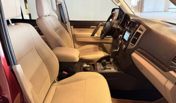 Mitsubishi Pajero GLS V6 3.8 7 Seater full