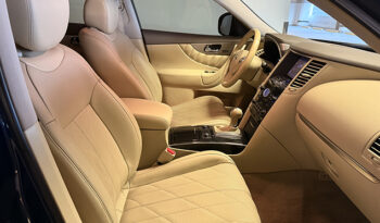 Infiniti QX70 Excellence V6 3.7 full
