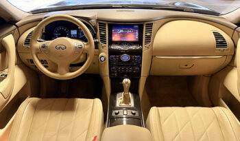 Infiniti QX70 Excellence V6 3.7 full