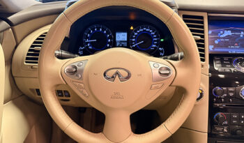 Infiniti QX70 Excellence V6 3.7 full