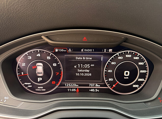 Audi Q5 45 TFSI Quattro S line 2.0L Turbocharged full