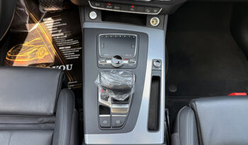 Audi Q5 45 TFSI Quattro S line 2.0L Turbocharged full