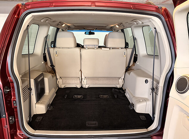 Mitsubishi Pajero GLS V6 3.8 7 Seater full