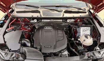 Audi Q5 45 TFSI Quattro S line 2.0L Turbocharged full