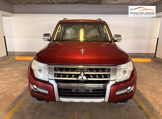 Mitsubishi Pajero GLS V6 3.8 7 Seater full