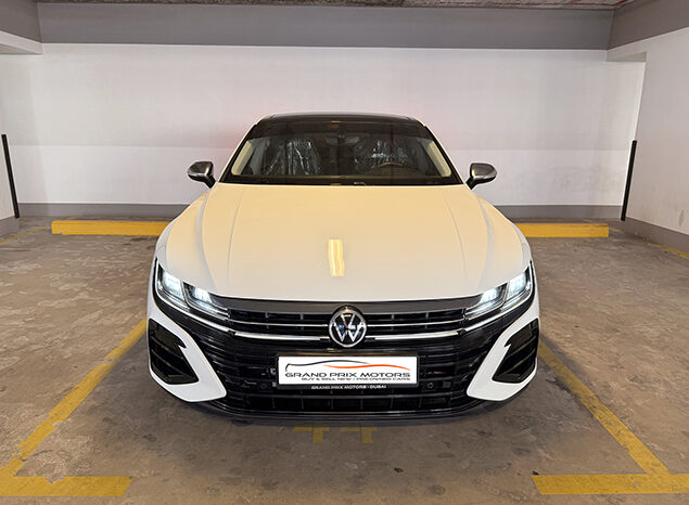 Volkswagen Arteon 2.0TSI Sport full