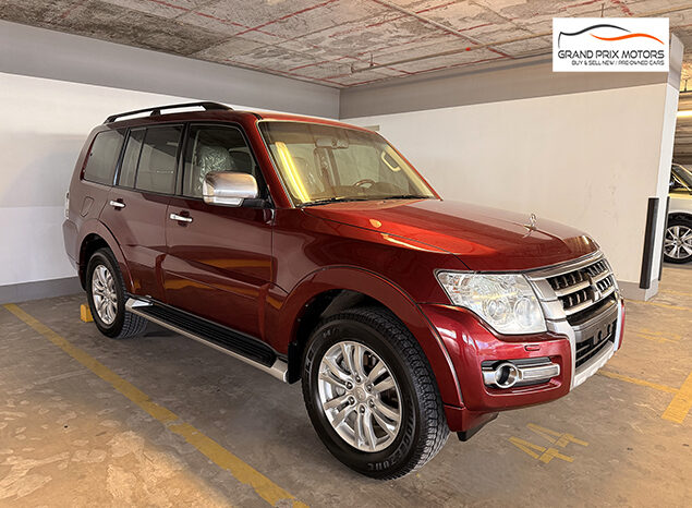 Mitsubishi Pajero GLS V6 3.8 7 Seater full