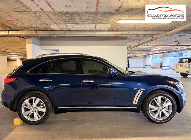 Infiniti QX70 Excellence V6 3.7 full